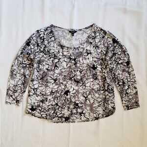 Simply Vera Wang size 2X Plus floral black white top stretch casual